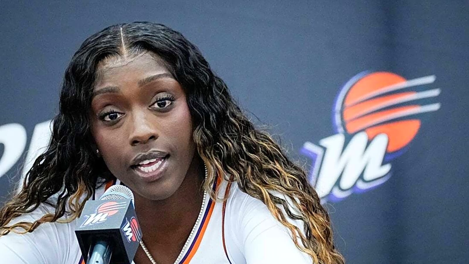 Mercury&#39;s Kahleah Copper (knee) out 4-6 weeks