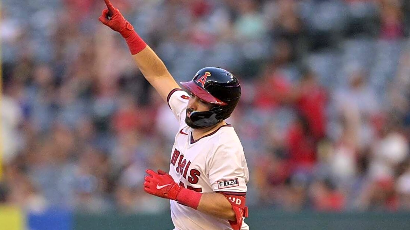 Led by Mike Trout&#39;s 2 HRs, Angels power past Rangers