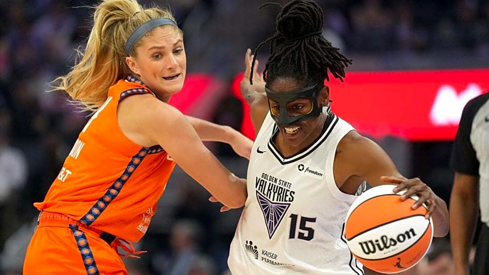 Valkyries visit Sun, continue quest to make WNBA history