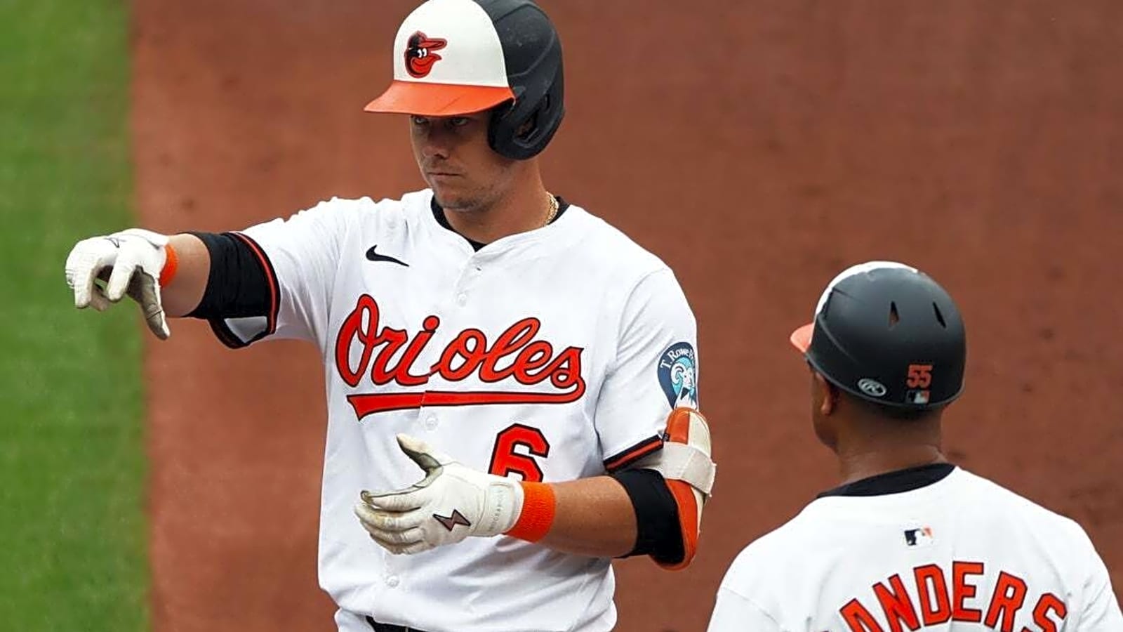 Opportunistic Orioles take rubber match over Mariners