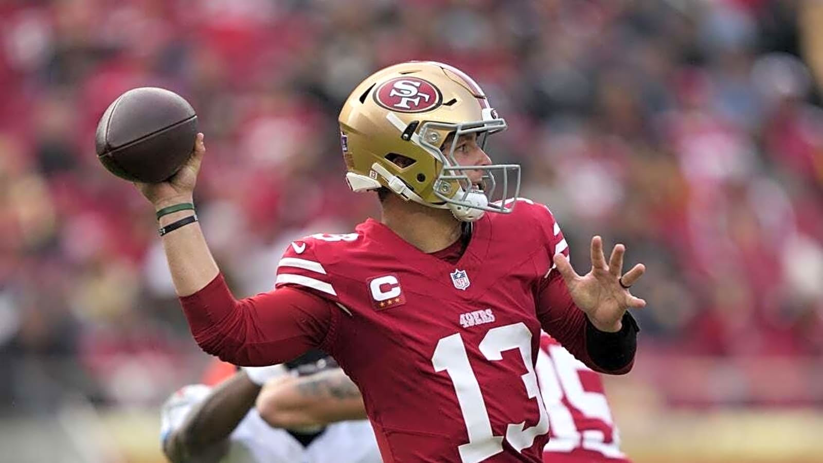 49ers knock off Titans for fourth straight win