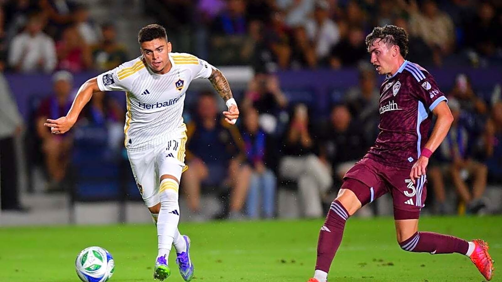 Galaxy score 3 goals, dominate Rapids for rare win