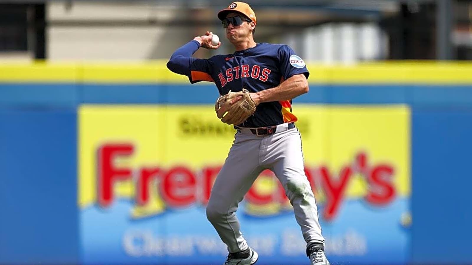 Astros call up top prospect 2B Brice Matthews for MLB debut