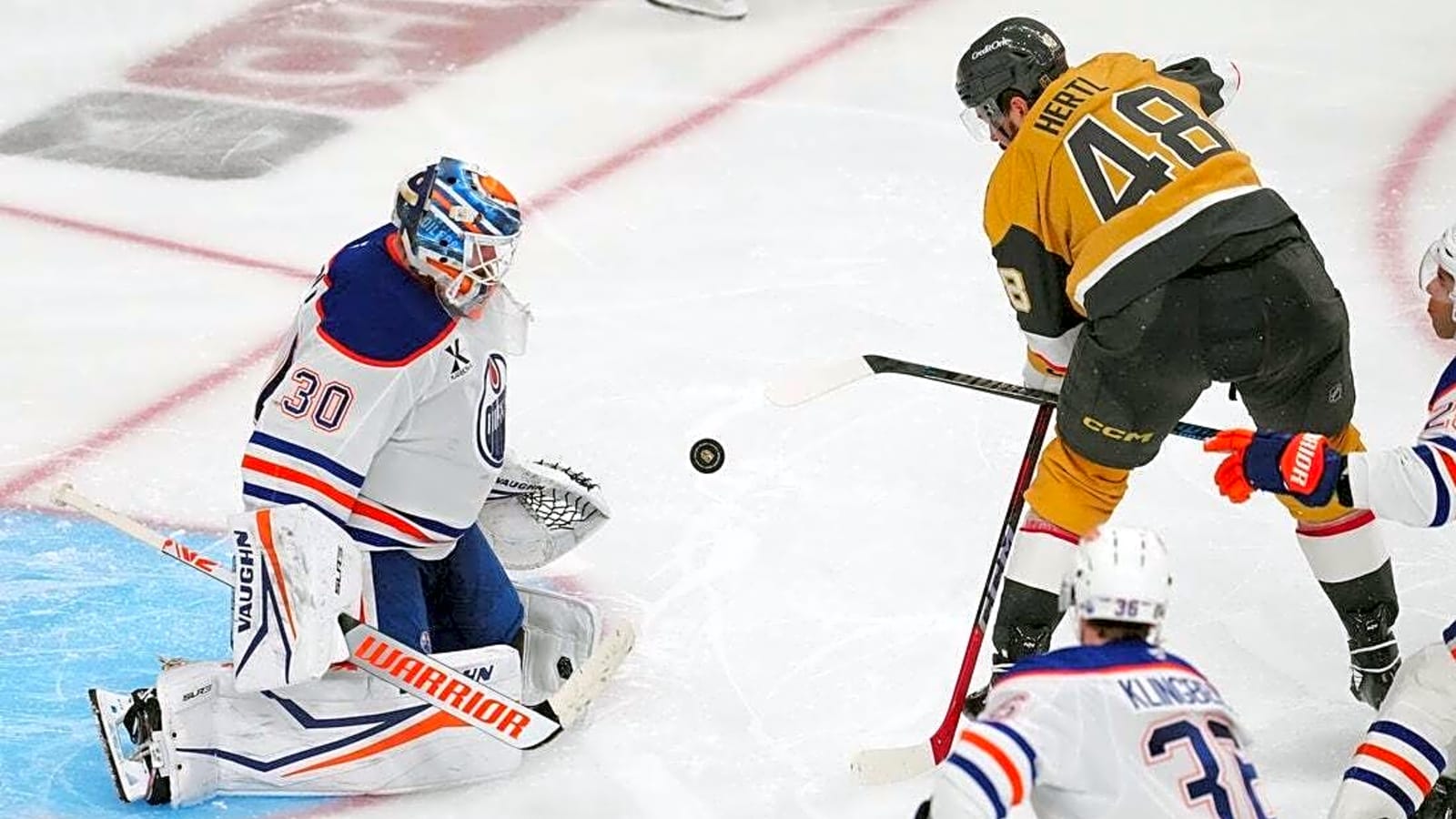 Report: Oilers goalie Calvin Pickard may miss rest of Vegas series