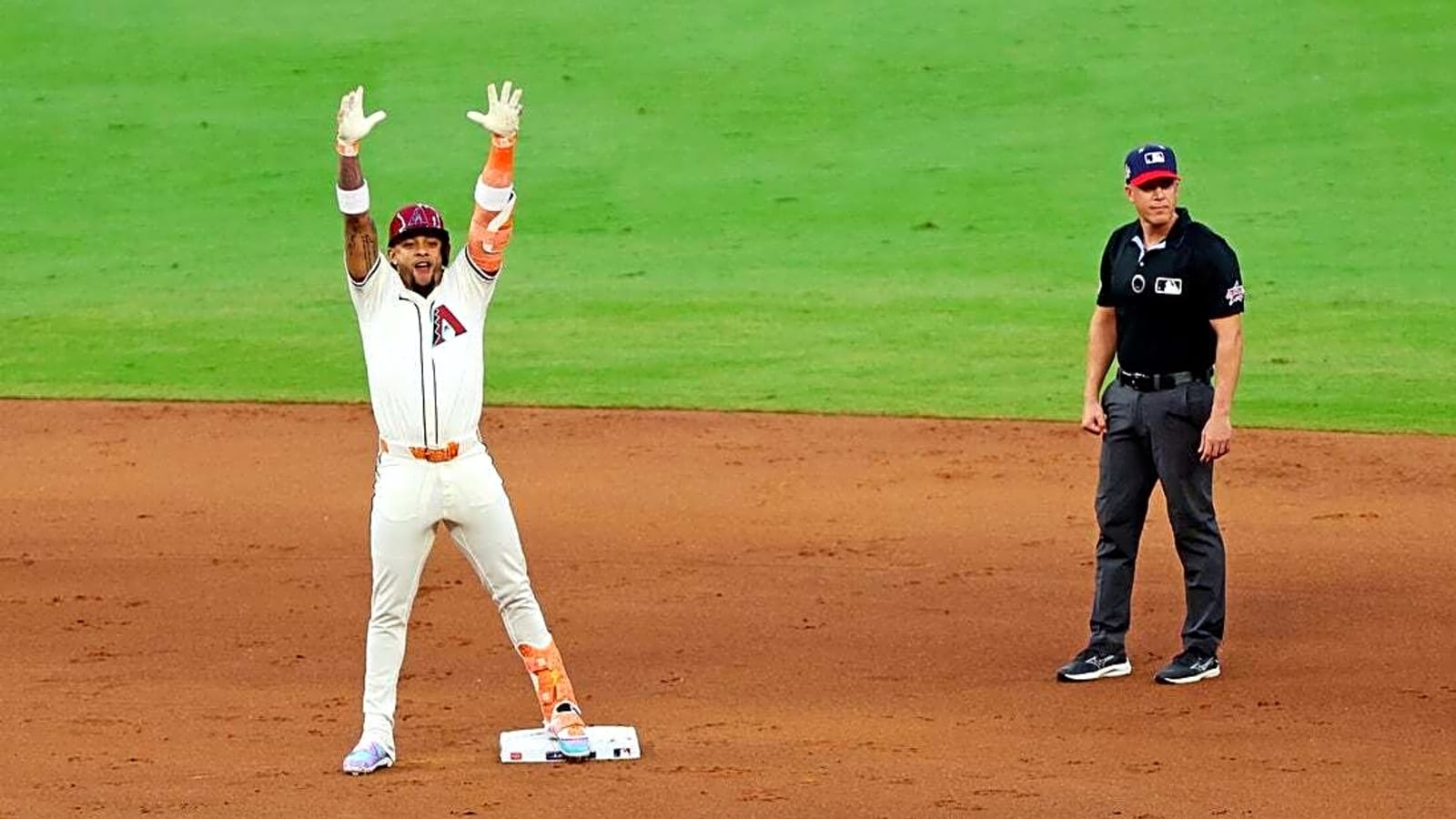Diamondbacks place All-Star 2B Ketel Marte on restricted list