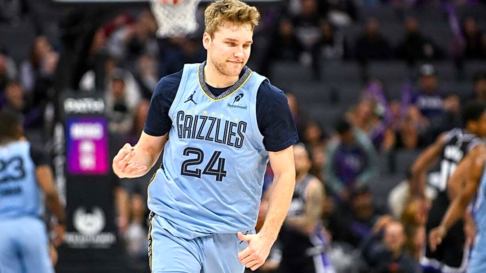 Without star guards, Spencer brothers take Grizzlies-Warriors spotlight