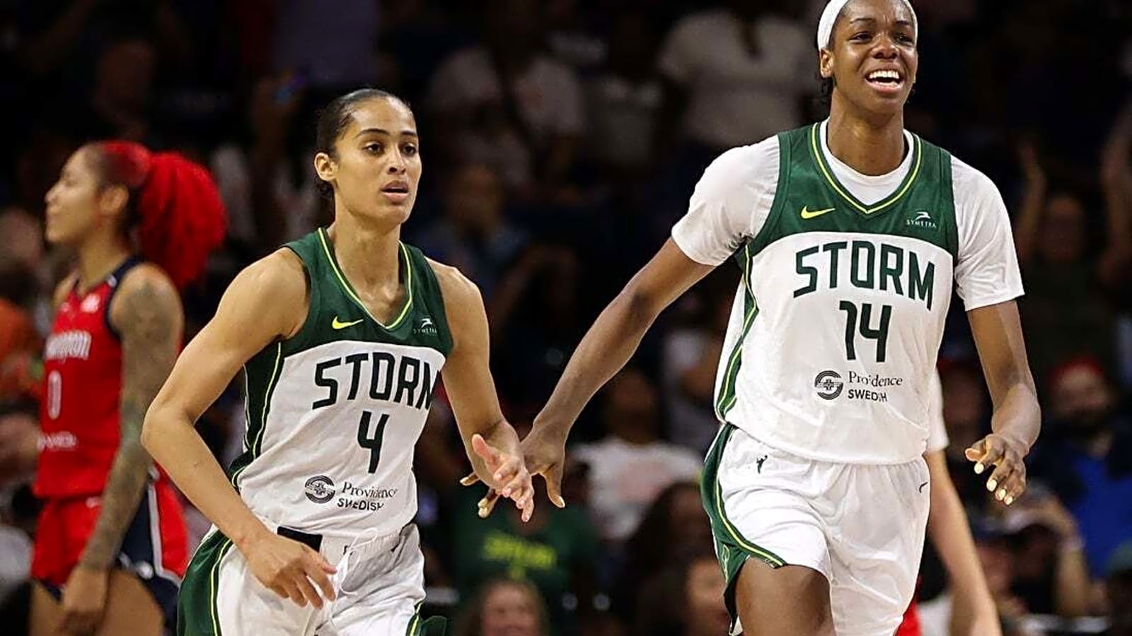 Skylar Diggins, Storm go for season sweep of reeling Sky