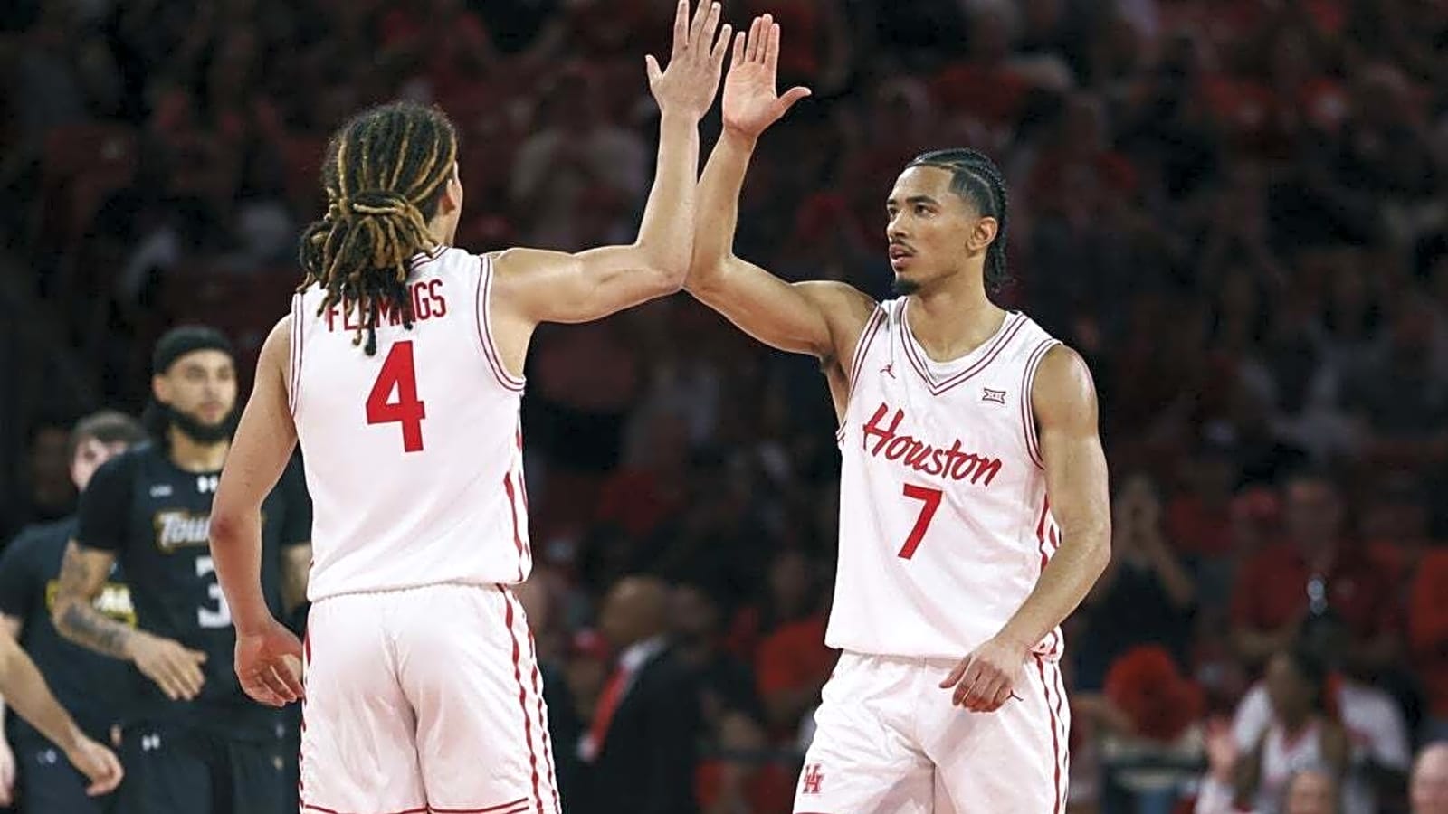 Houston climbs to No. 1 in chaotic week for Top 25