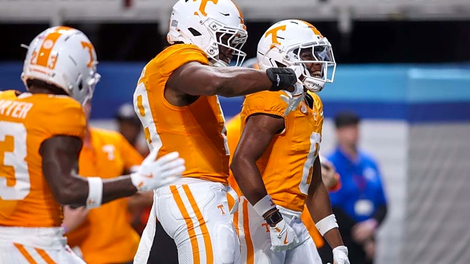 Joey Aguilar, No. 24 Tennessee soar past Syracuse 45-26