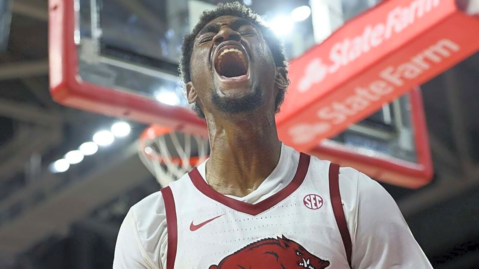 No. 25 Arkansas sends No. 6 Louisville to first defeat