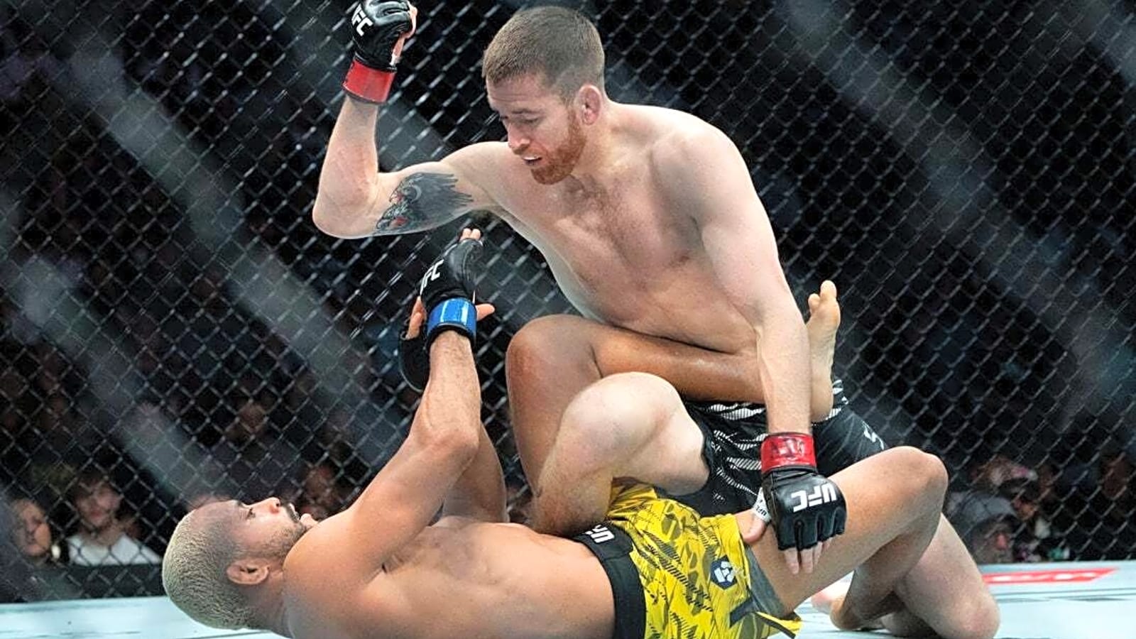 Cory Sandhagen stops Deiveson Figueiredo in 2nd round