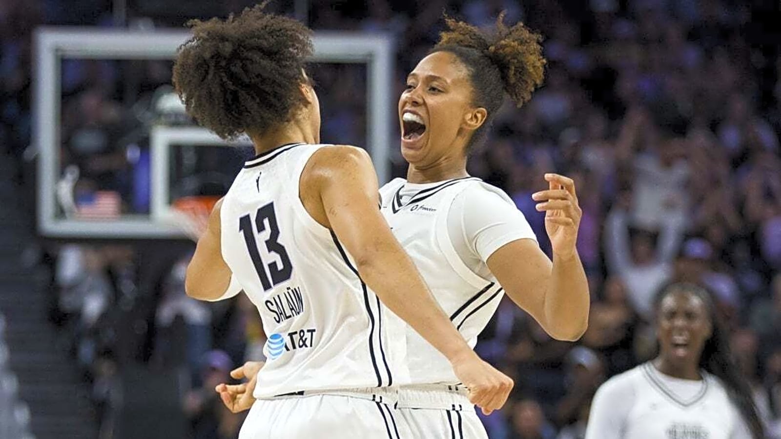 Playoff-bound Valkyries try their luck against league-leading Lynx