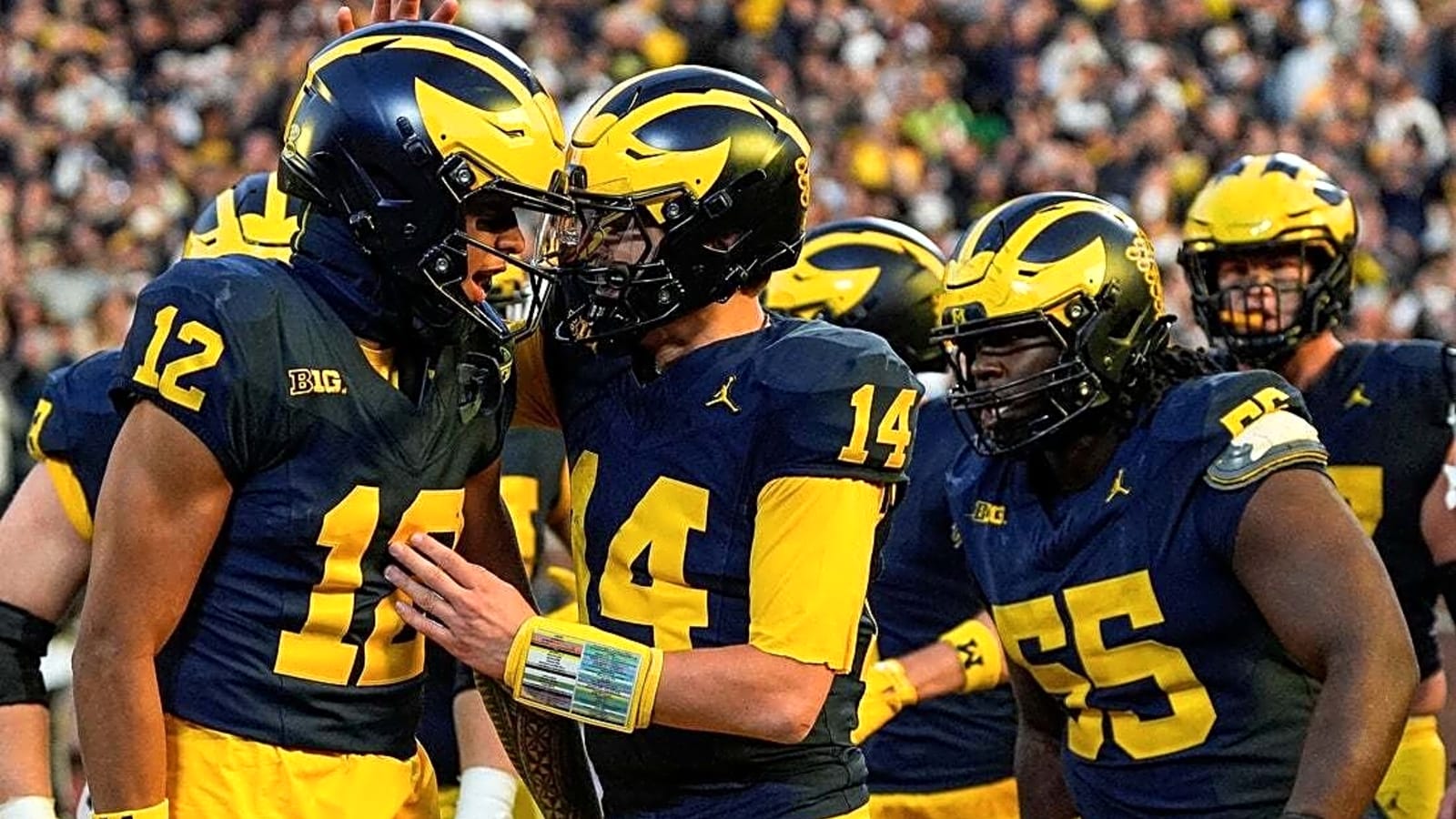 Tommy Carr comes off bench to rally Michigan past Penn State