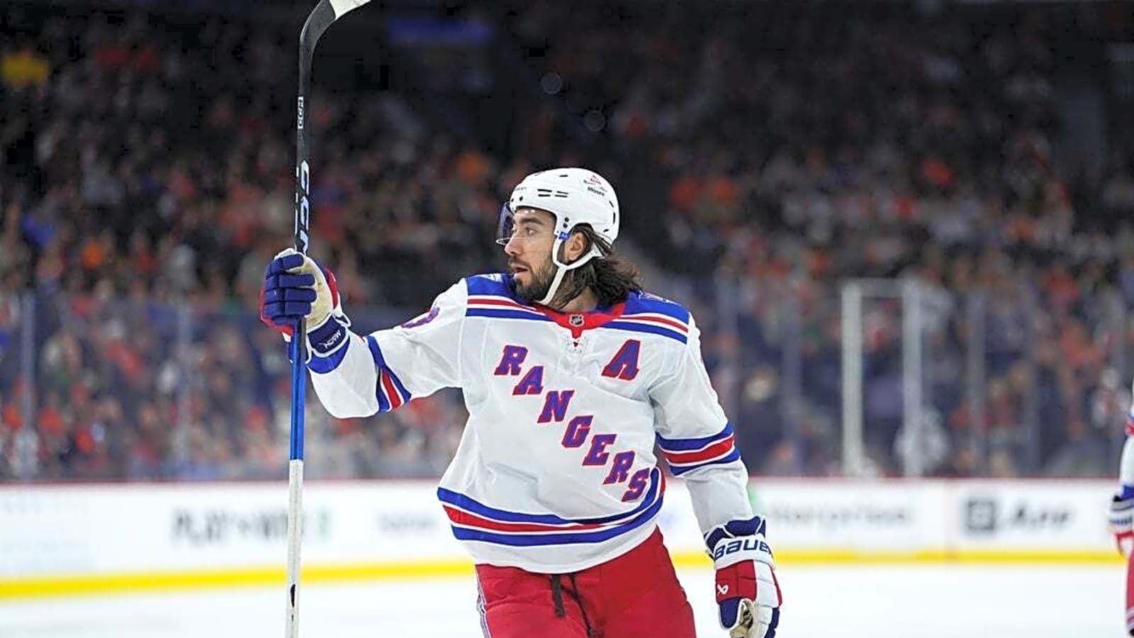 Mika Zibanejad's hat trick helps Rangers double up Flyers
