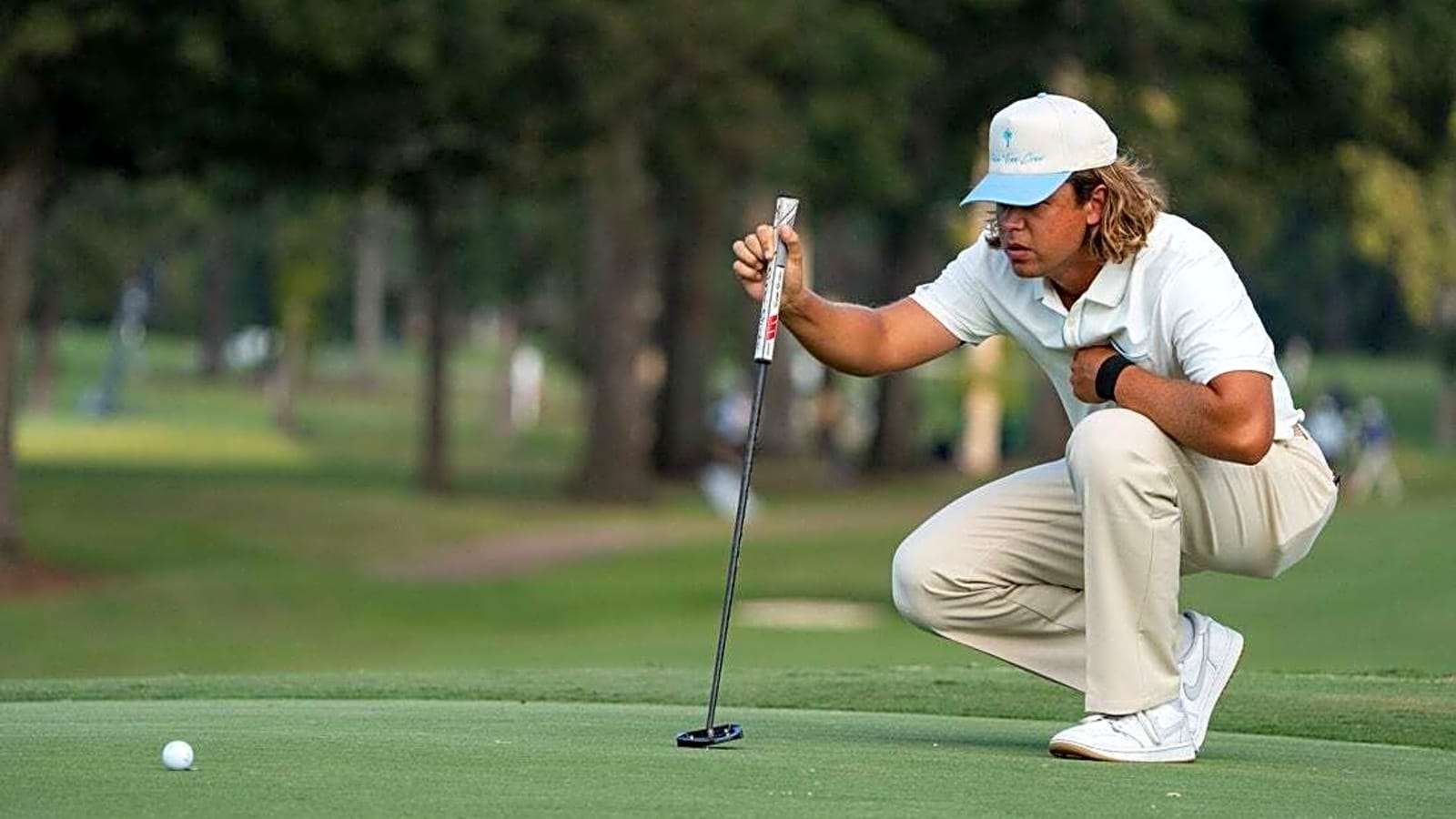Garrick Higgo continues birdie fest for solo lead at Sanderson Farms