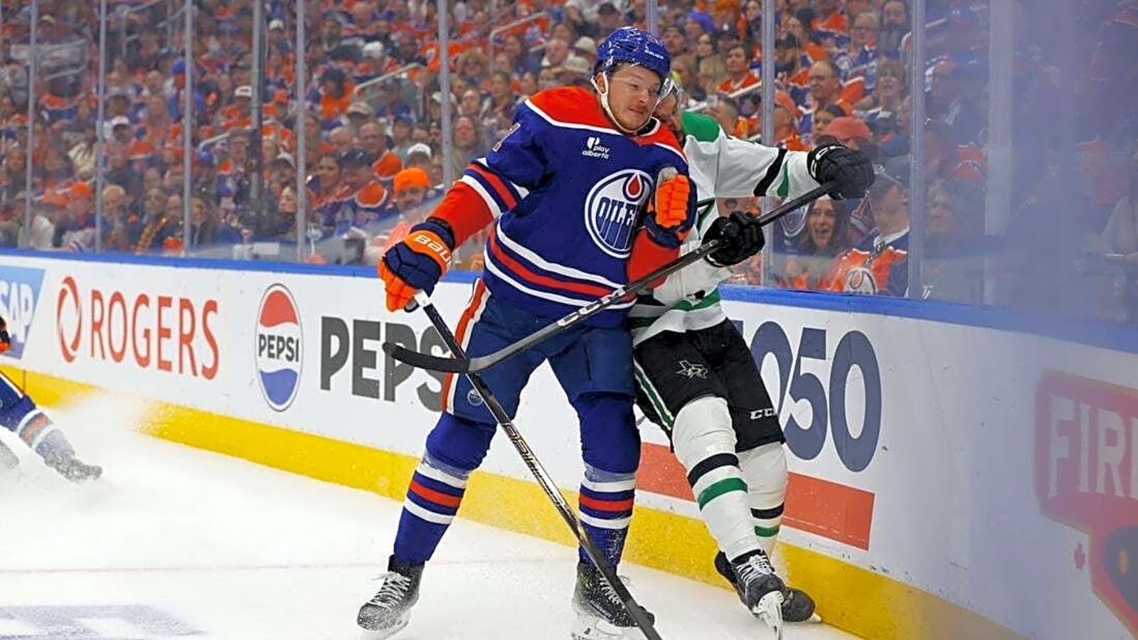Report: Oilers ink F Trent Frederic to 8-year extension