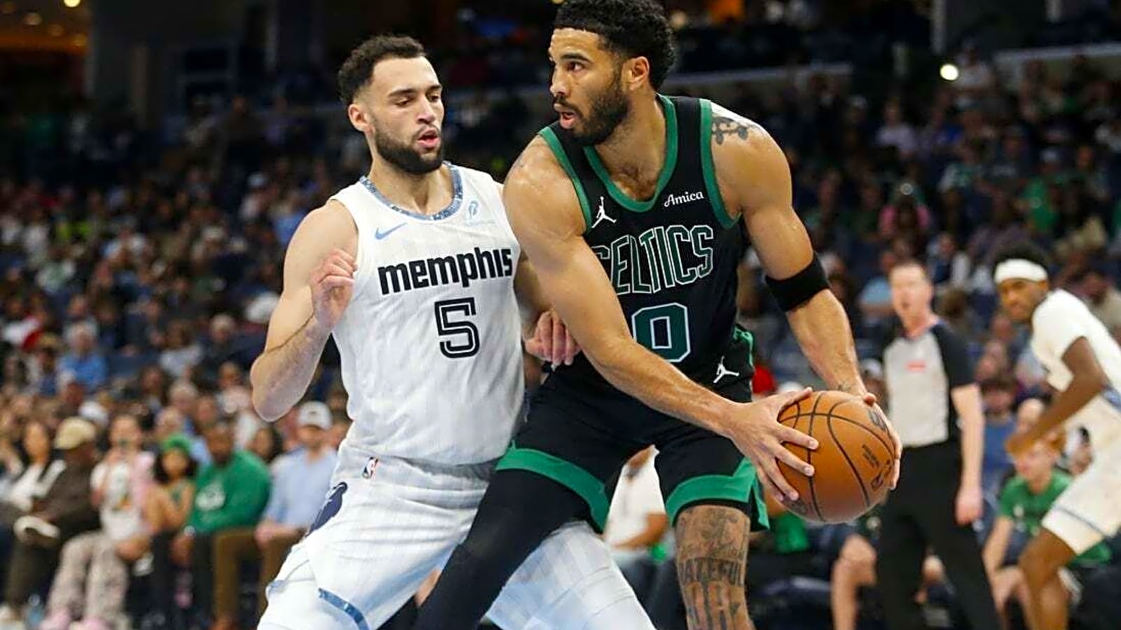 Grizzlies, facing daunting road to play-in, visit hot Hornets