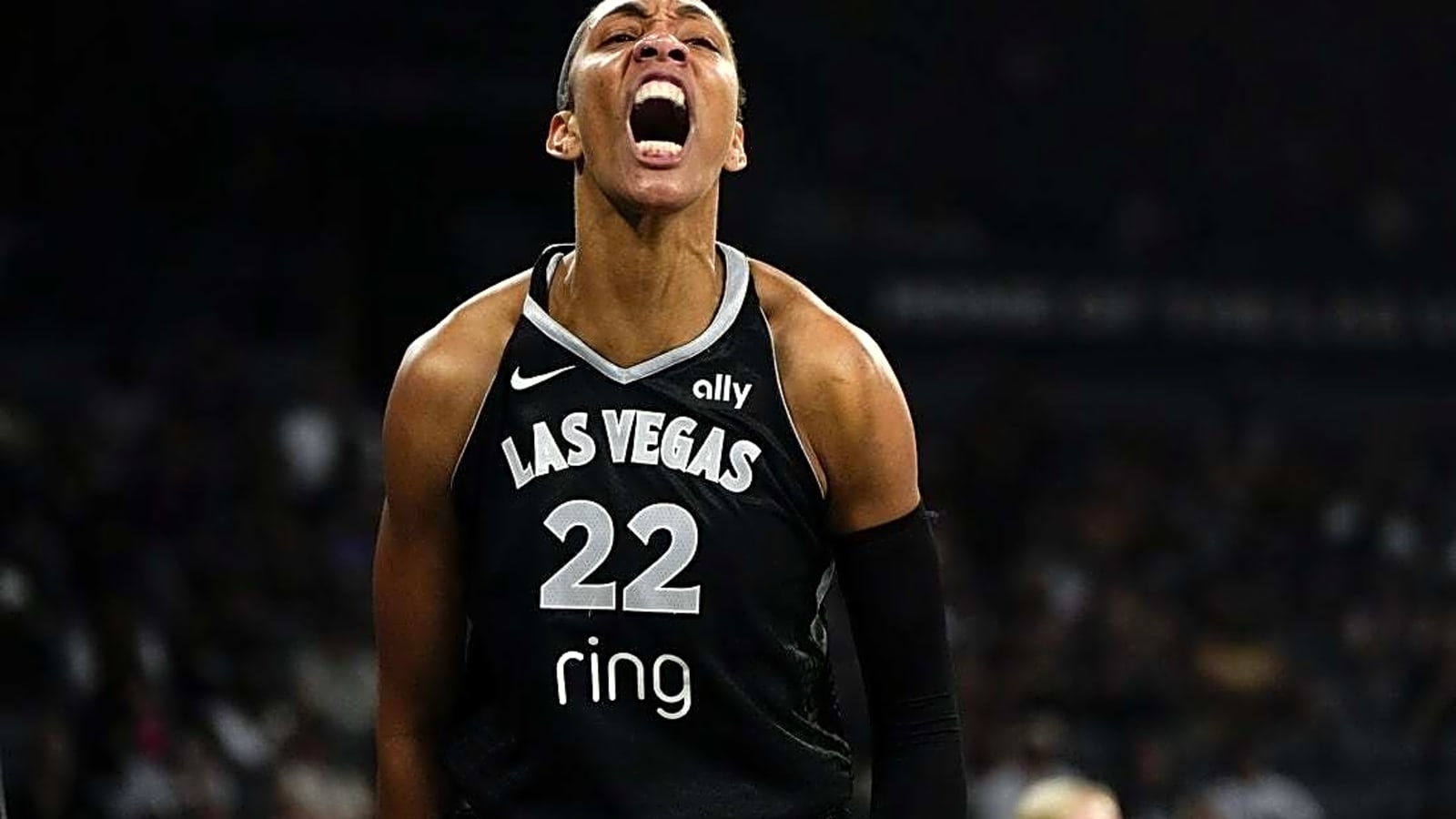 A&#39;ja Wilson posts dominant double-double in Aces win over Valkyries