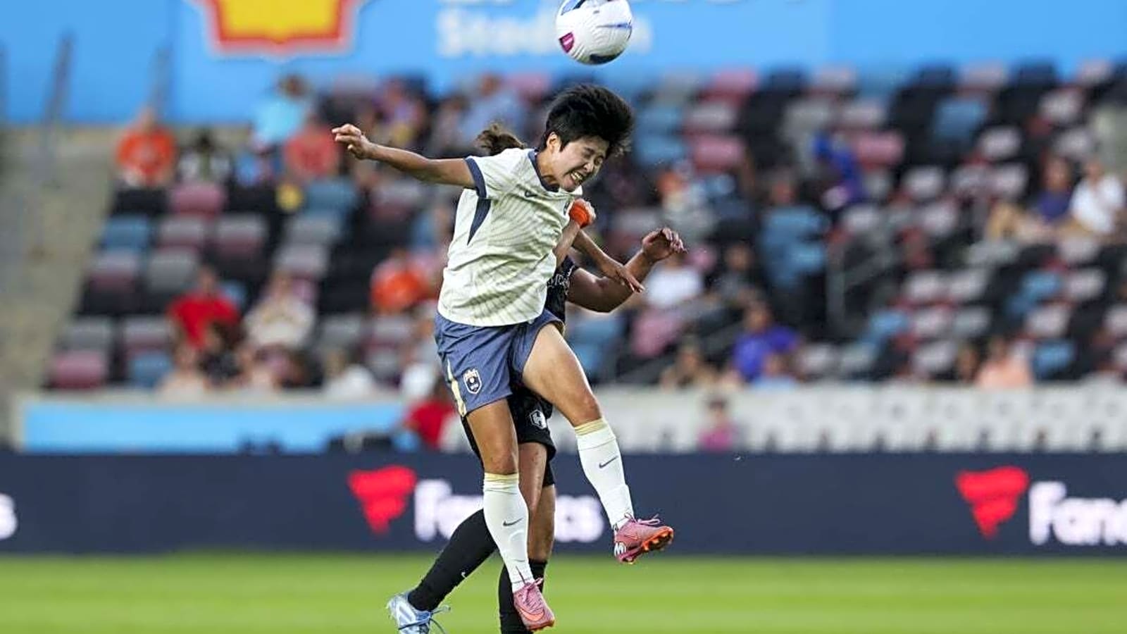 Reign loan former Chelsea M Ji So-yu to Birmingham City