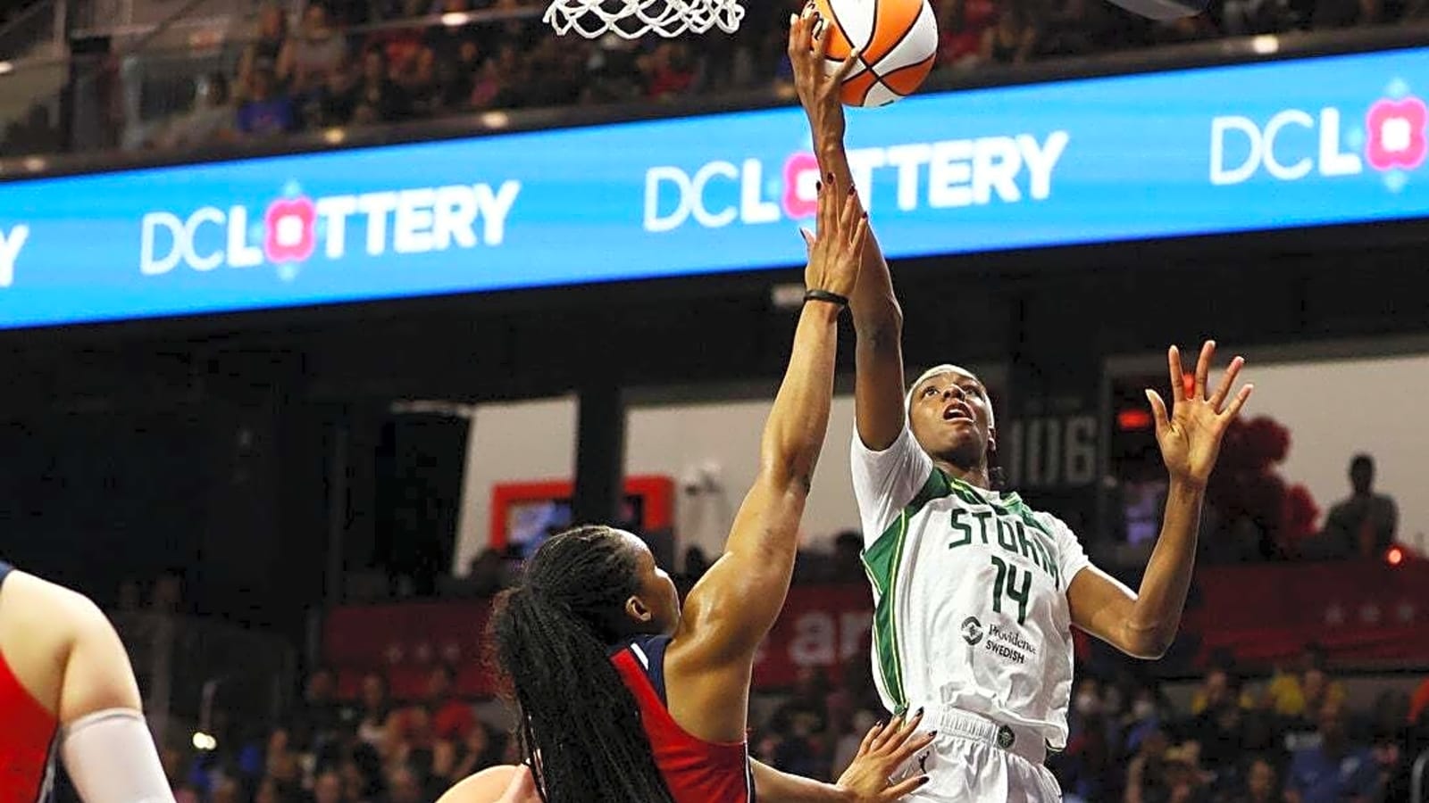 Storm pull out win over Mystics in frantic final minute