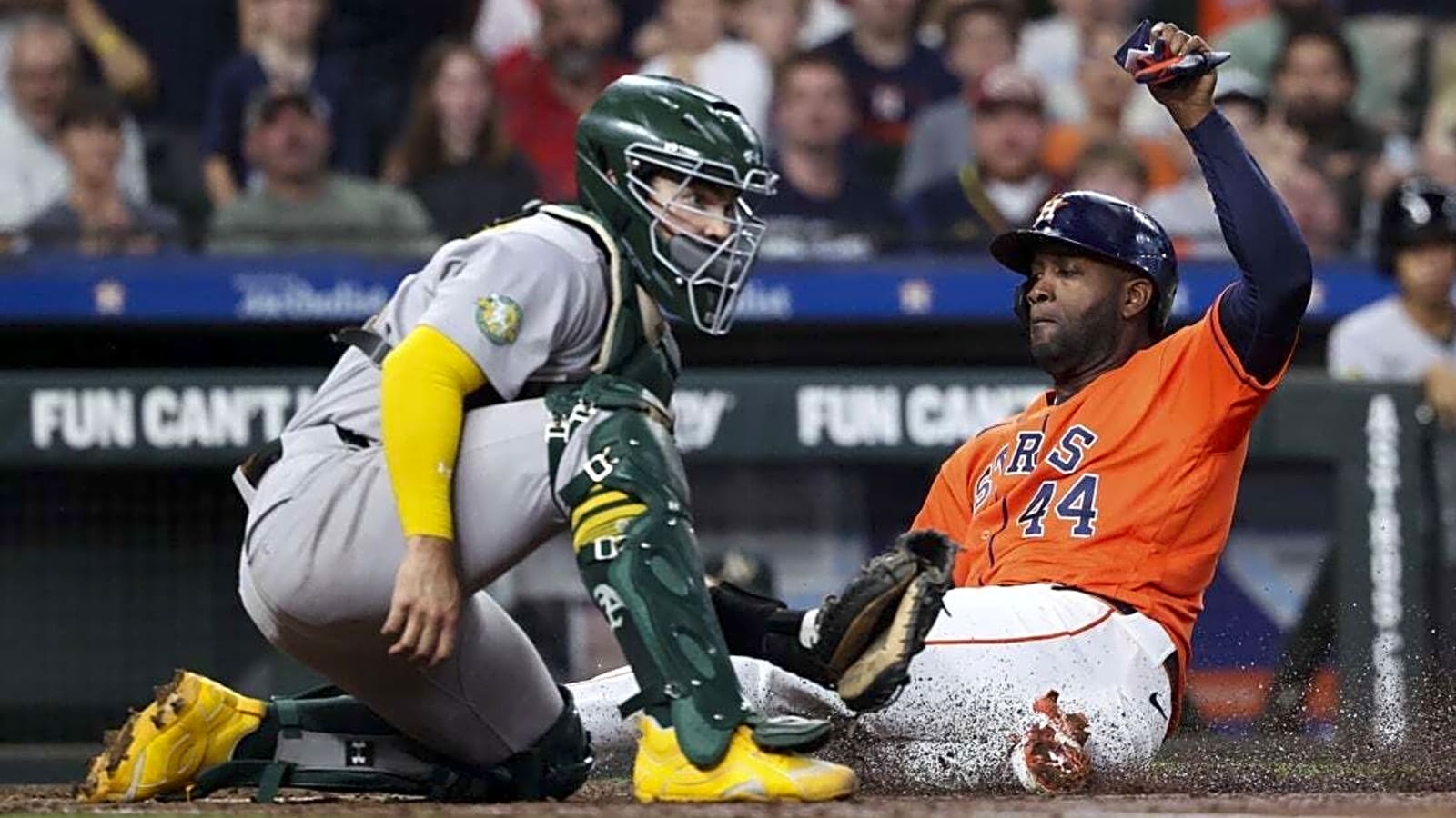 Isaac Paredes continues hot streak as Astros dispatch Athletics