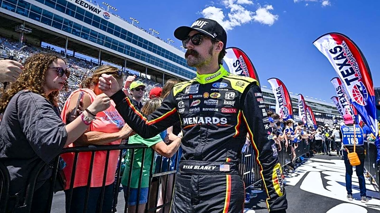 Ryan Blaney signs multi-year extension with Team Penske