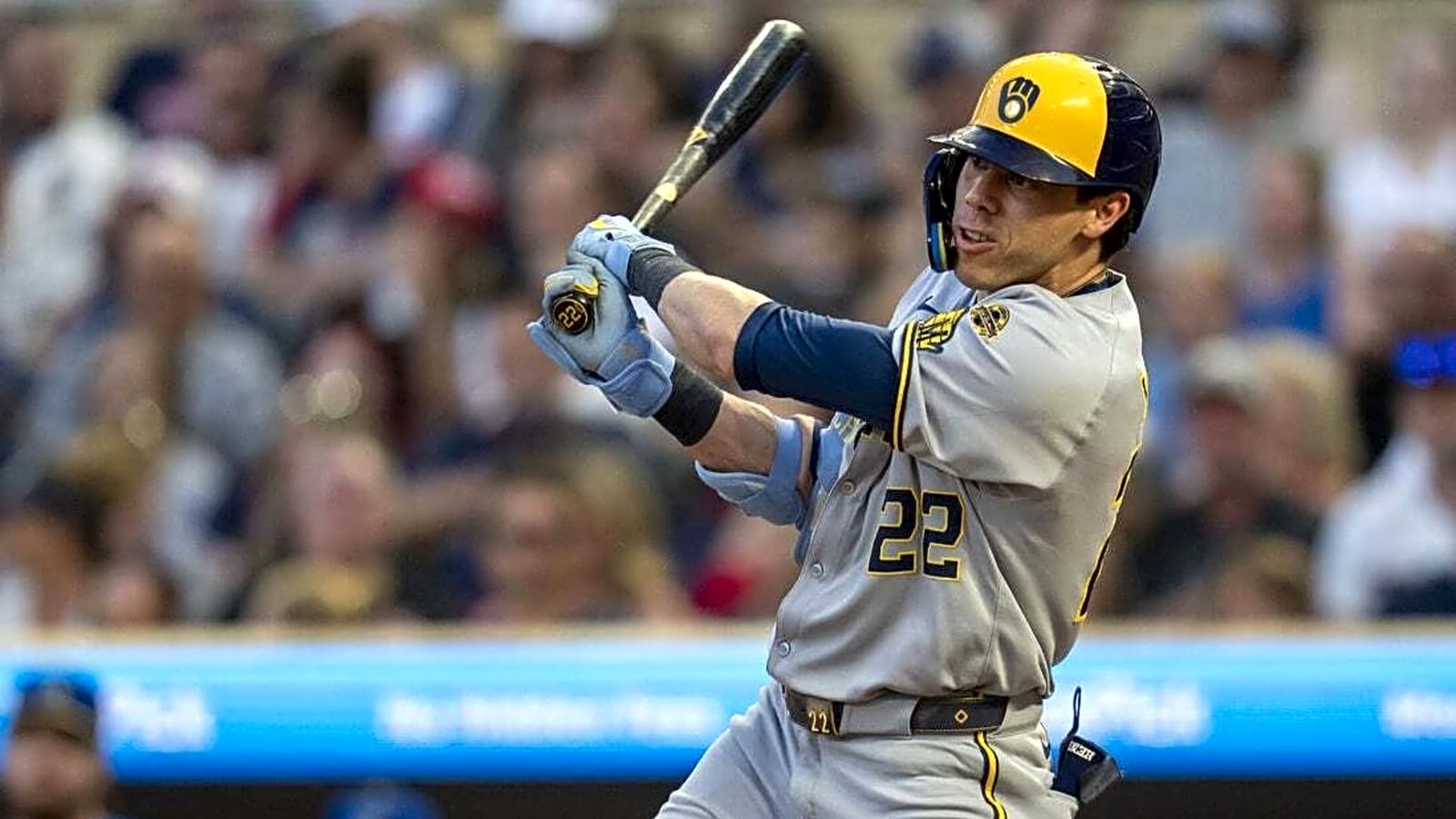 Brewers, buoyed by blowout, chase more offense vs. Twins