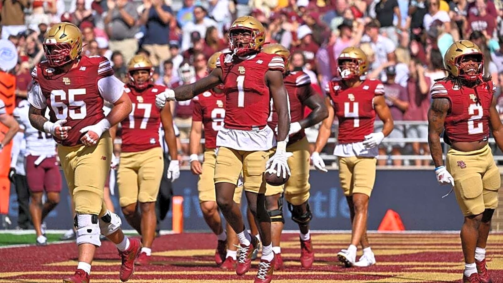 Dylan Lonergan&#39;s 4 TD passes lead BC to rout of Fordham