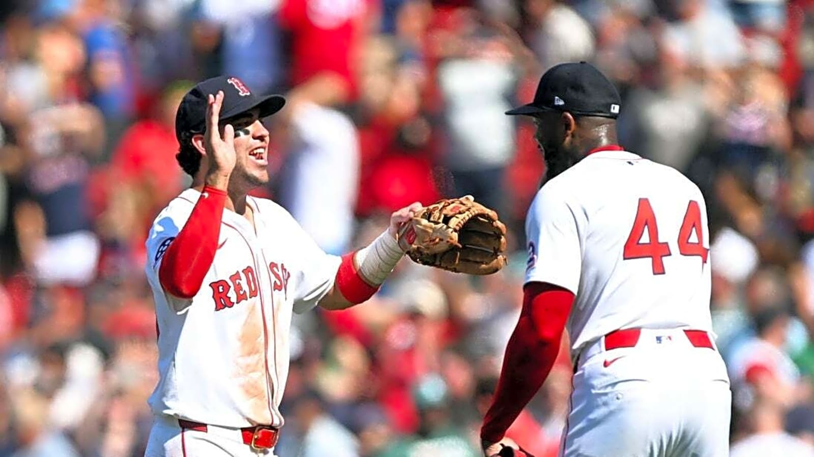 Red Sox place IF Marcelo Mayer (wrist) on IL, recall David Hamilton