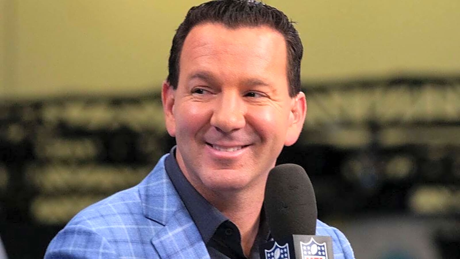 Report: ESPN, Ian Rapoport finalizing long-term contract
