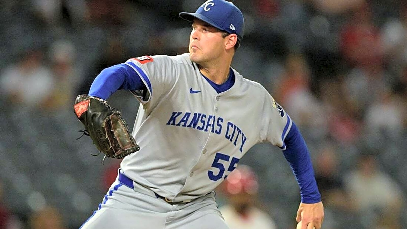 Royals aim to finish &#39;25 over .500 in finale vs. Athletics