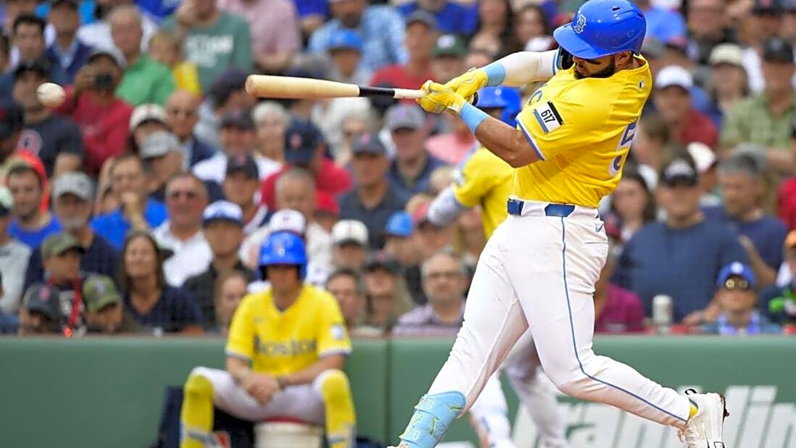 Red Sox snap six-game slide with rout of Blue Jays