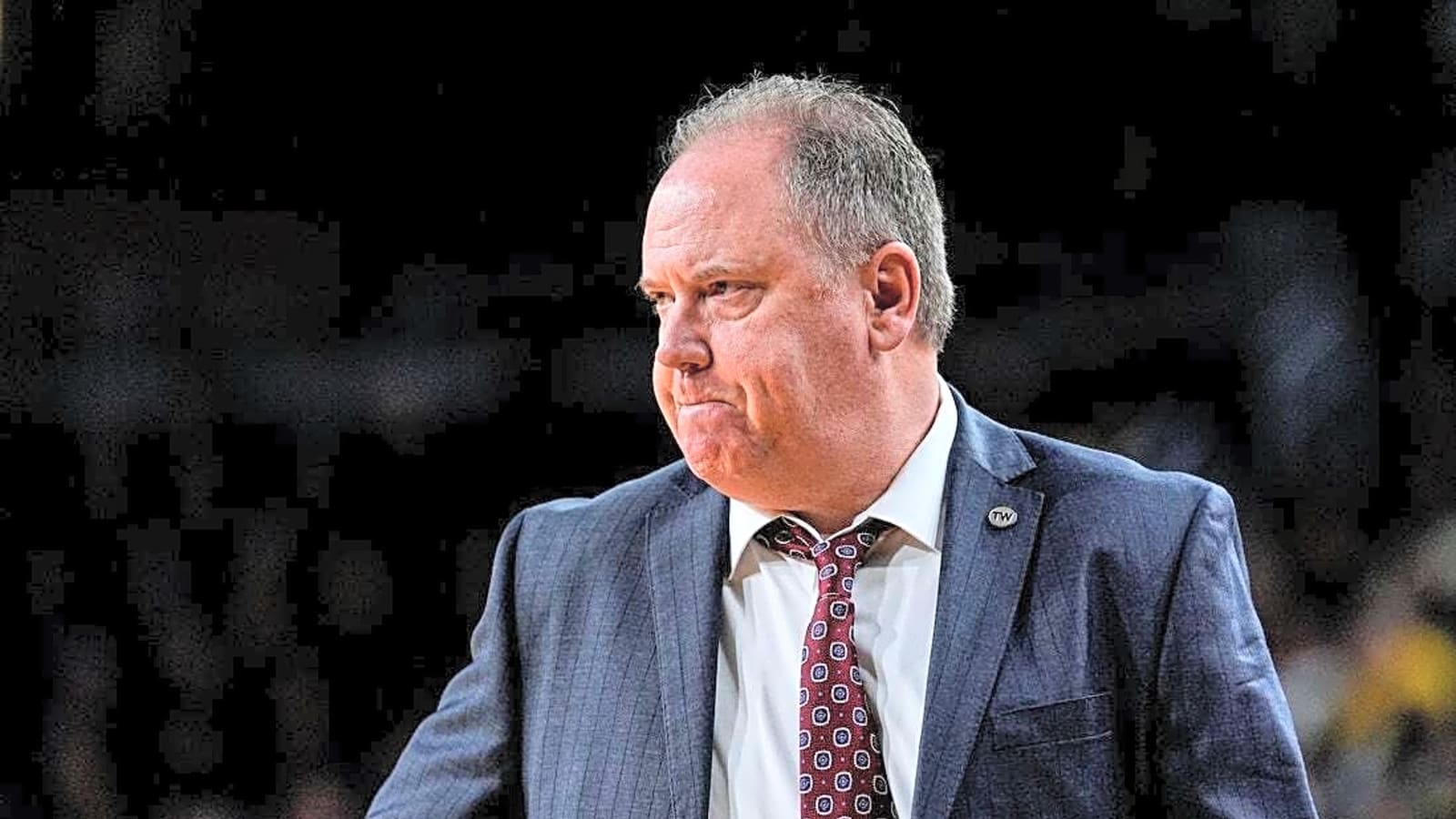 Wisconsin wipes out large deficit, downs Minnesota