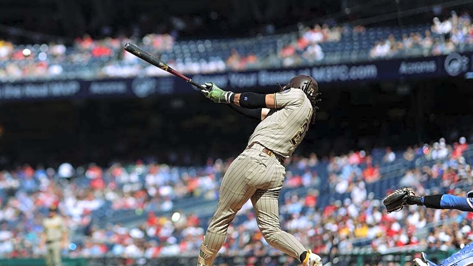 Fernando Tatis Jr. finally hits first HR of 2026