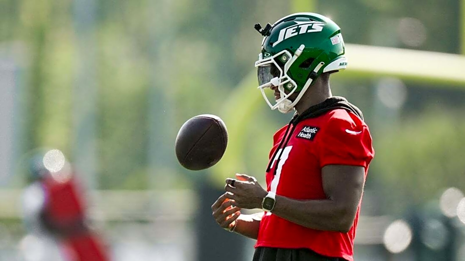 Jets QB Justin Fields (toe) returns to practice field