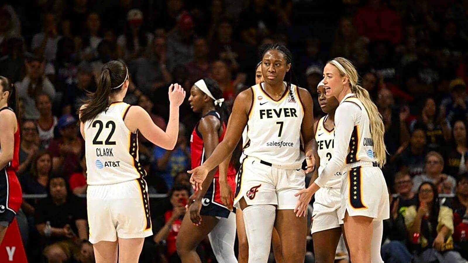 Caitlin Clark, Aliyah Boston pace Fever against lowly Sun