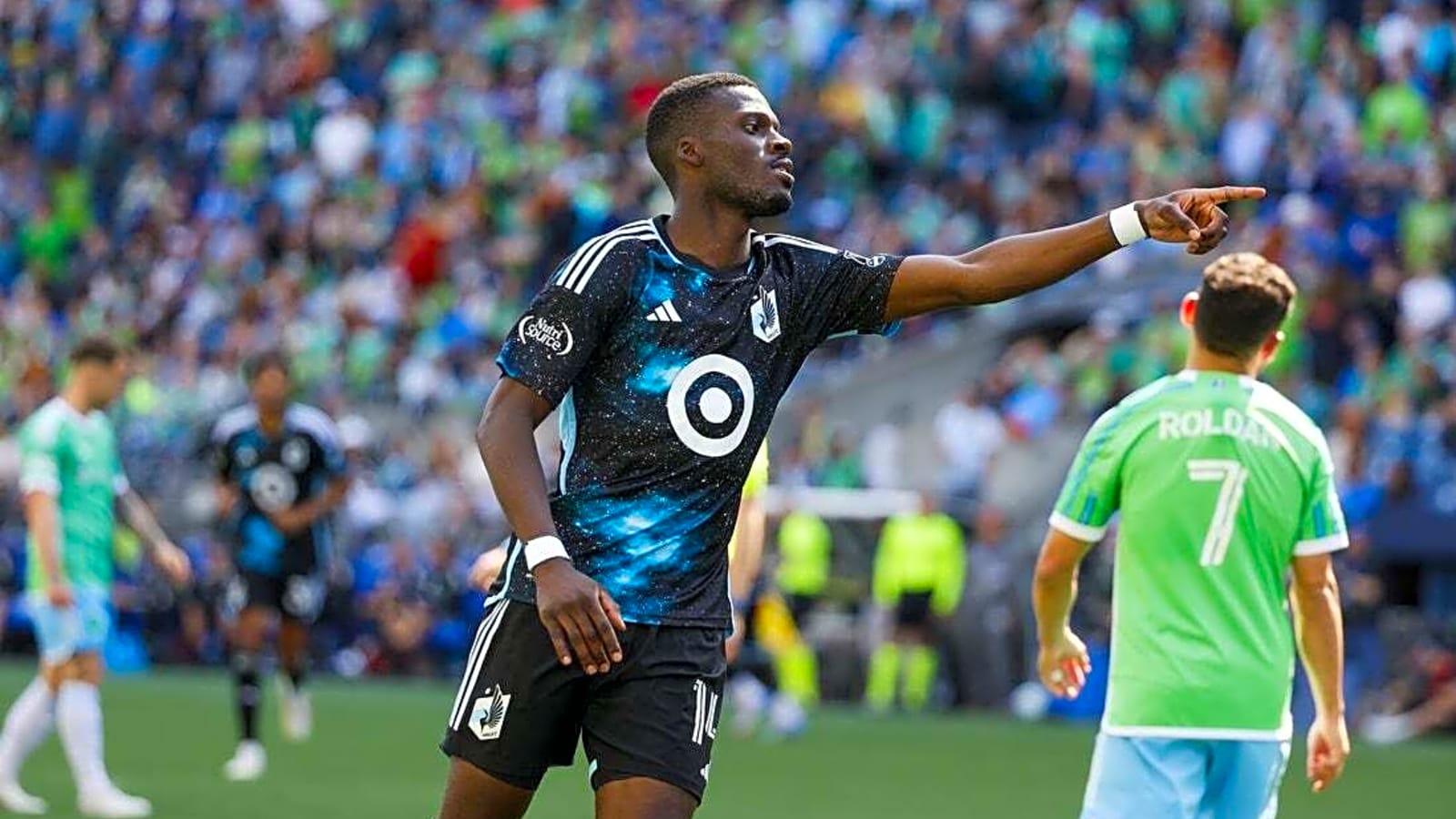 Minnesota returns key pieces, aims to continue road success at Dallas