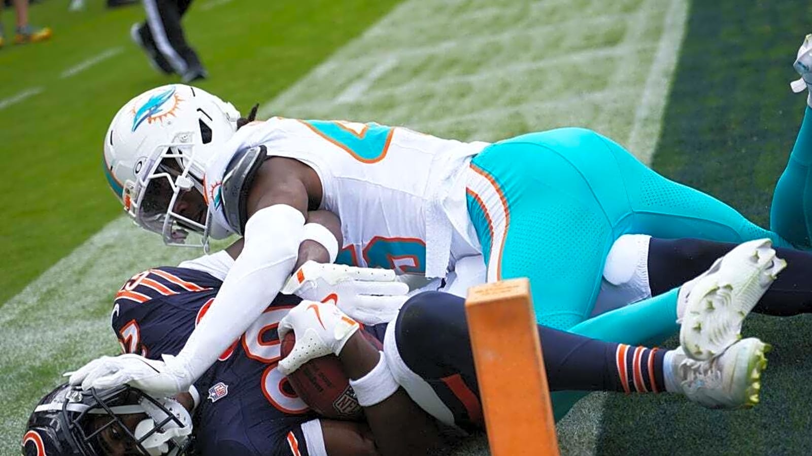 NFL preseason roundup: Bears, Dolphins open with tie