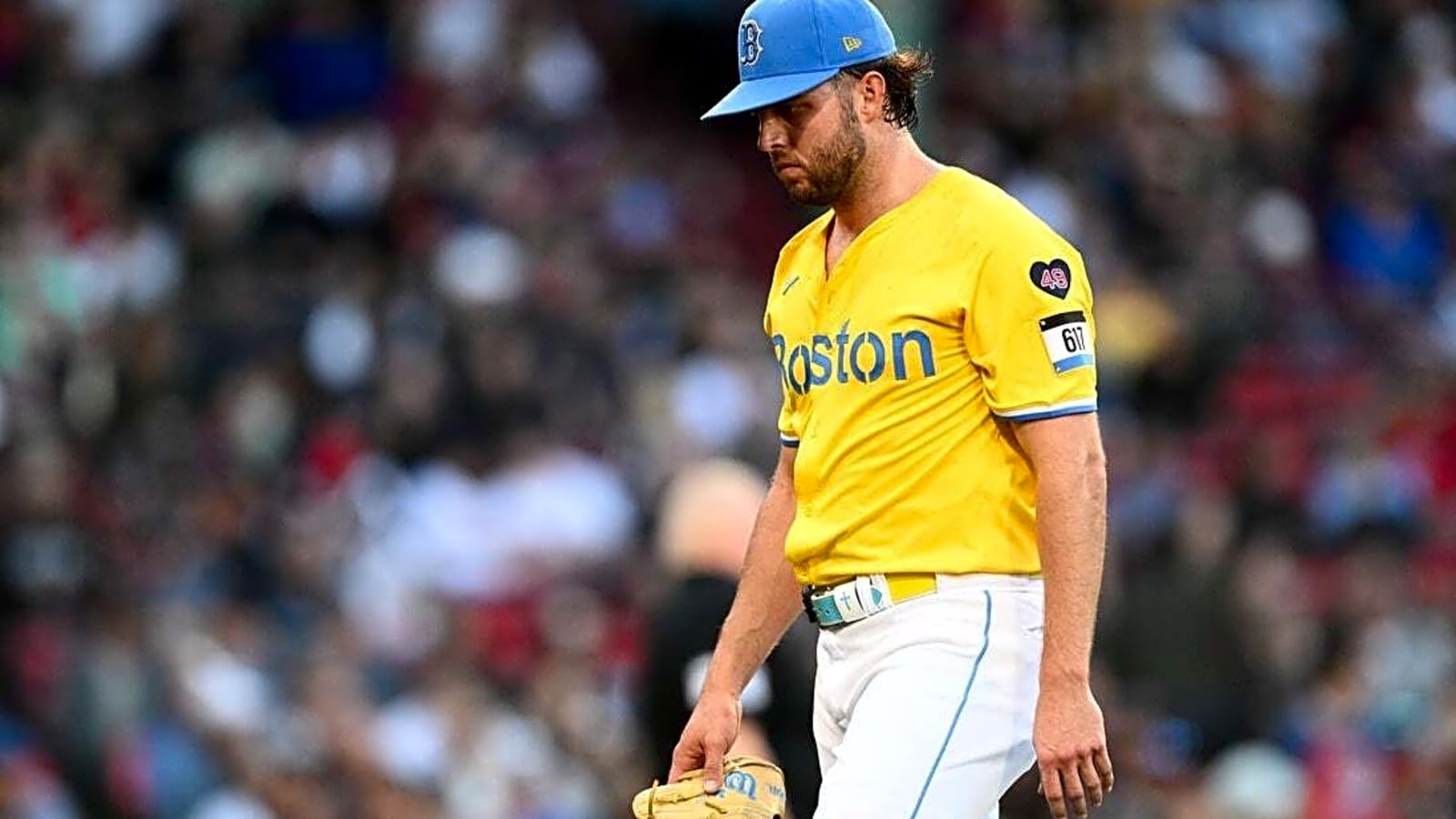 Red Sox pause RHP Kutter Crawford&#39;s rehab due to wrist concerns