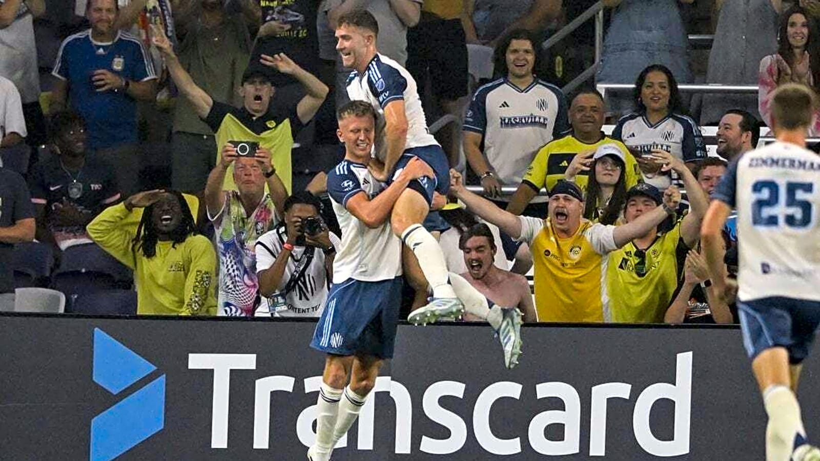 Four first-half goals for Nashville in rout of Orlando City