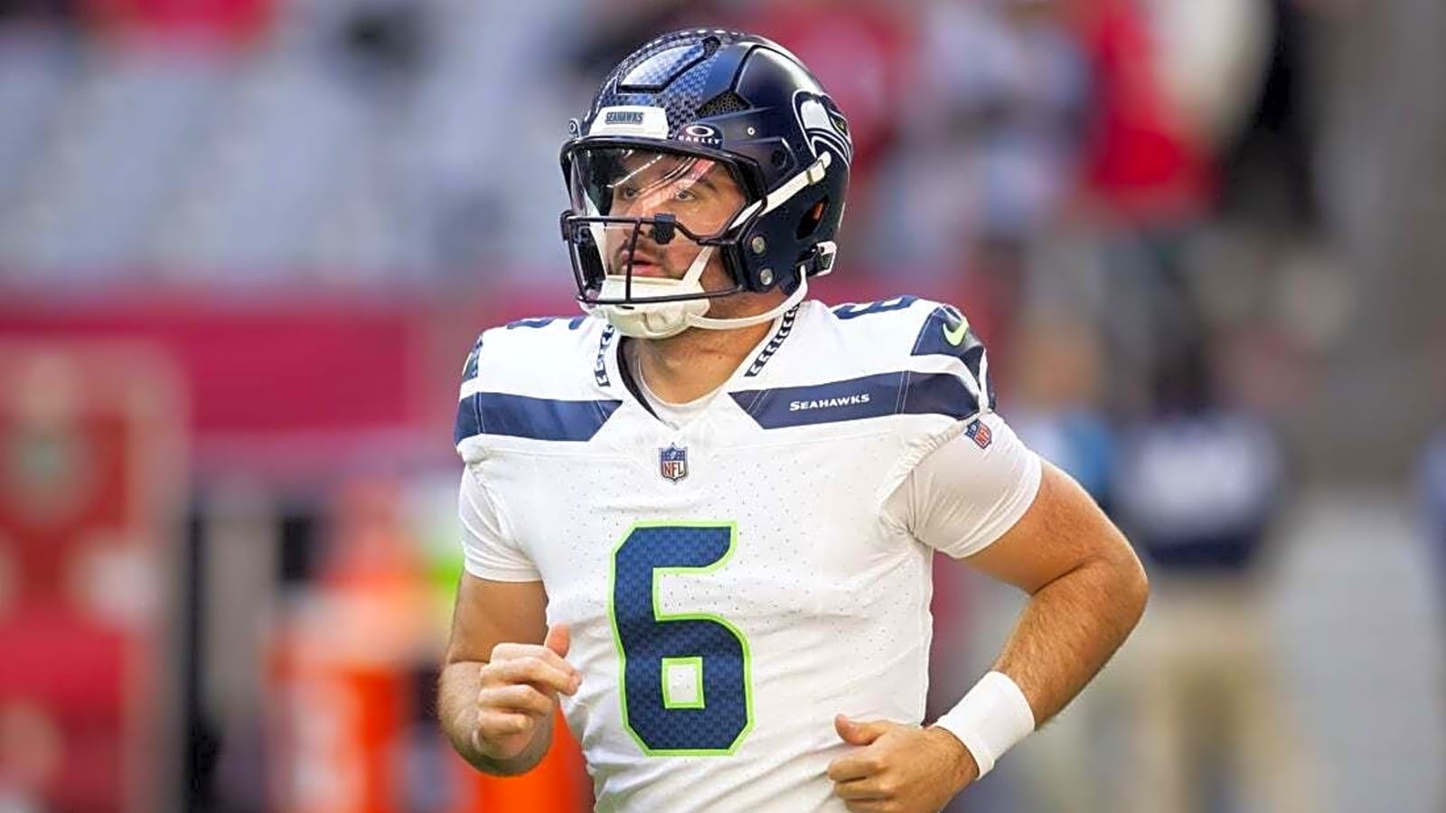 Vikings acquire QB Sam Howell from Seahawks