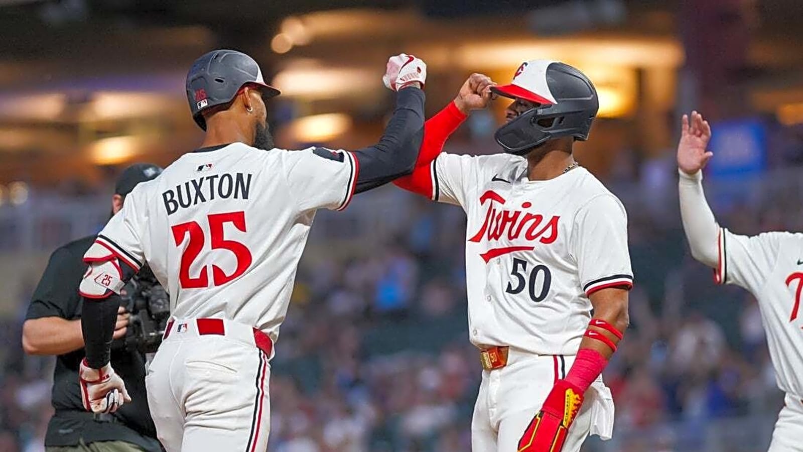 Pedro Lopez fans 11 as Twins thrash Orioles