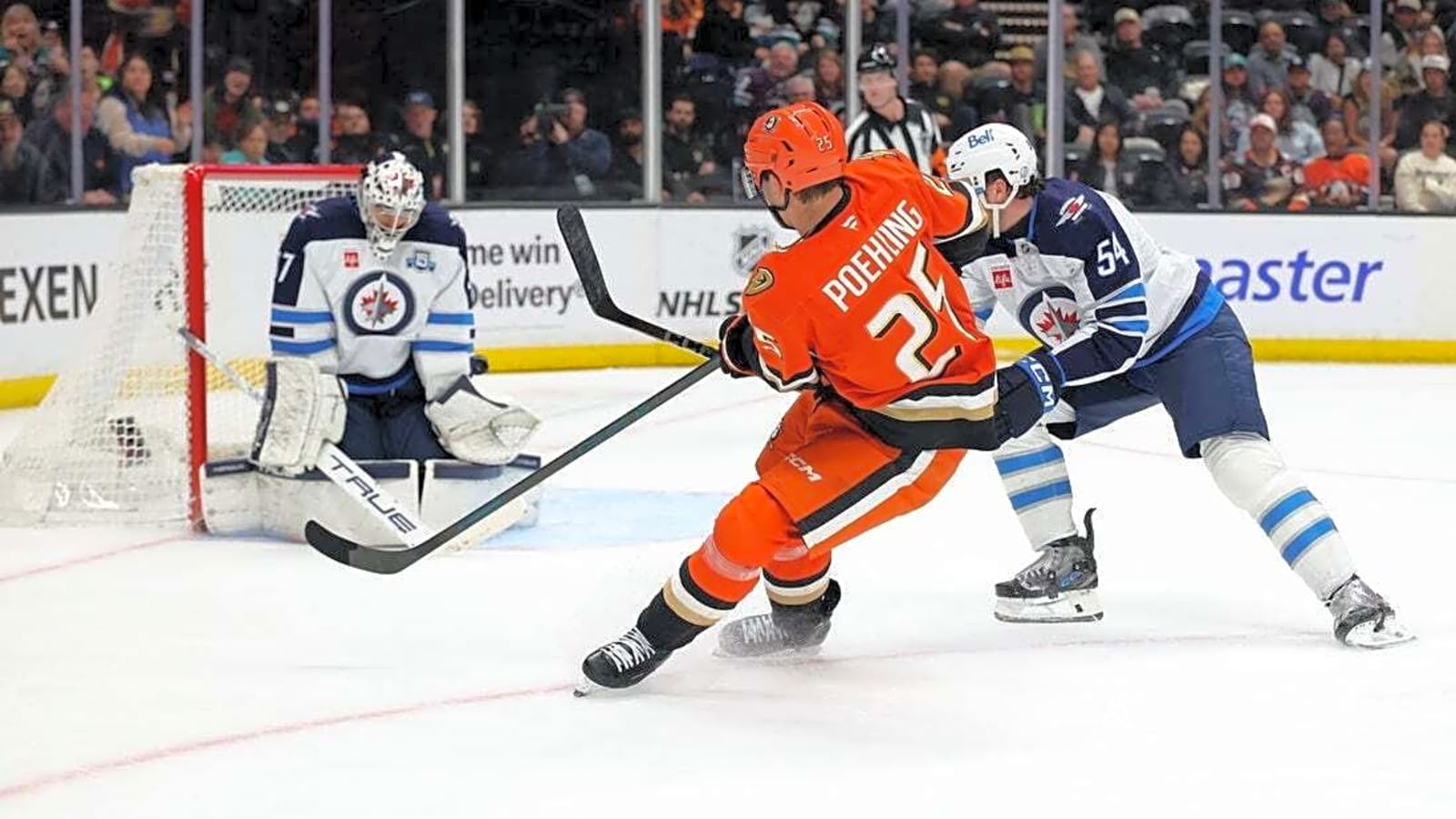NHL roundup: Ducks top Jets on Chris Kreider's OT goal