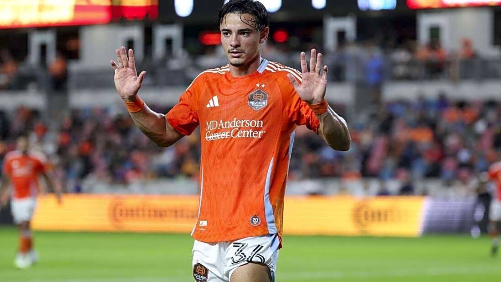 Dynamo exercise option to purchase D Felipe Andrade