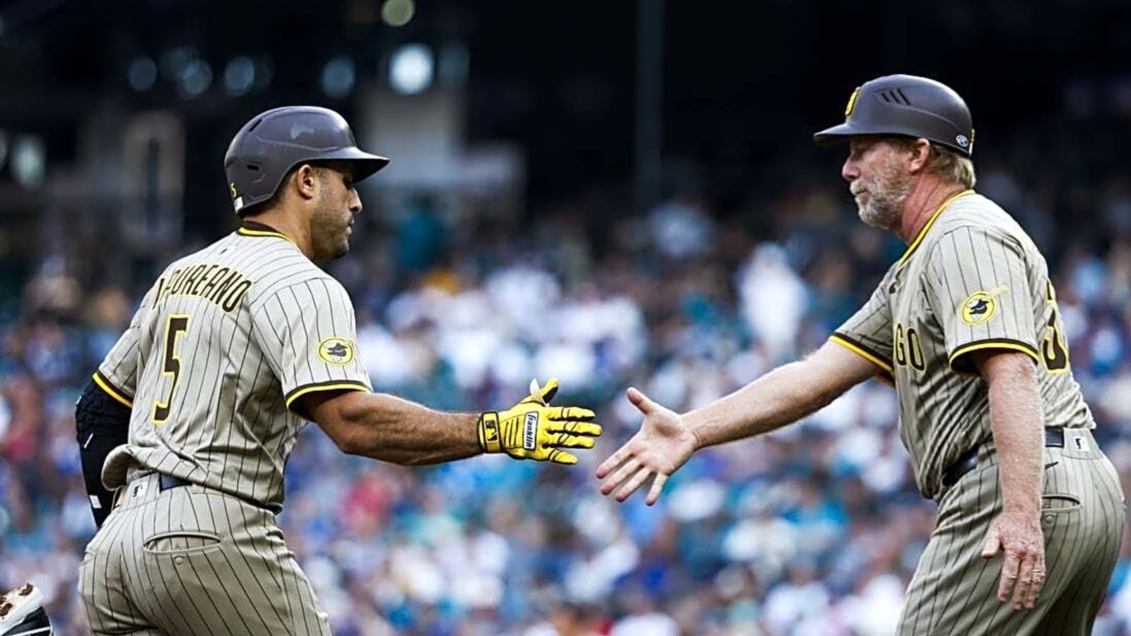 After blowing 5-0 lead, Padres come back to top Mariners