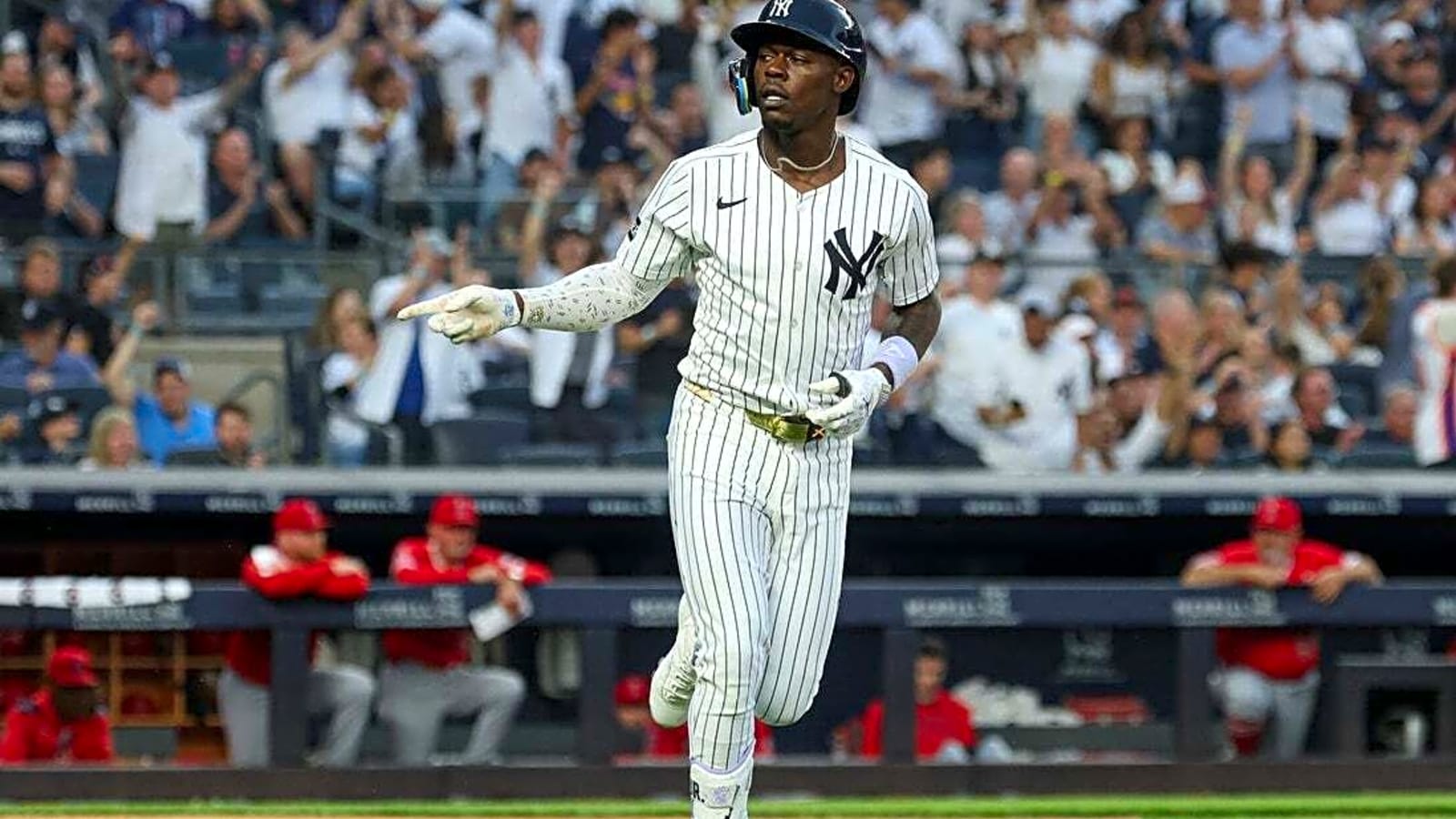 Angels send stumbling Yankees to sixth straight loss