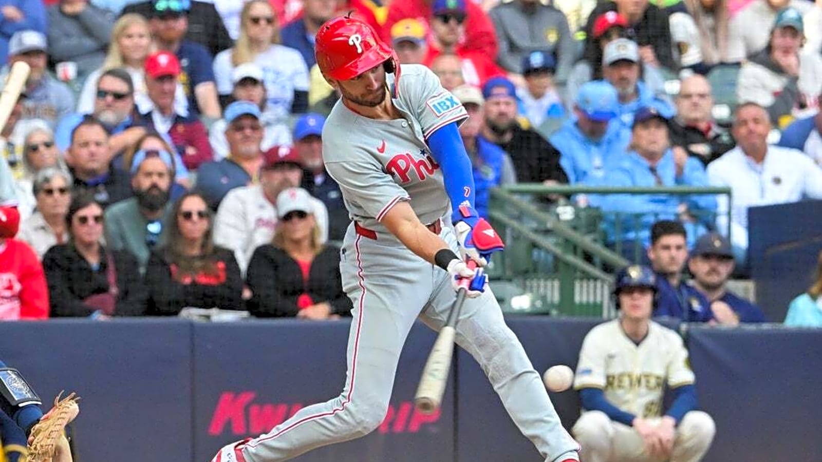 Phillies earn series win over Brewers in battle of NL&#39;s best