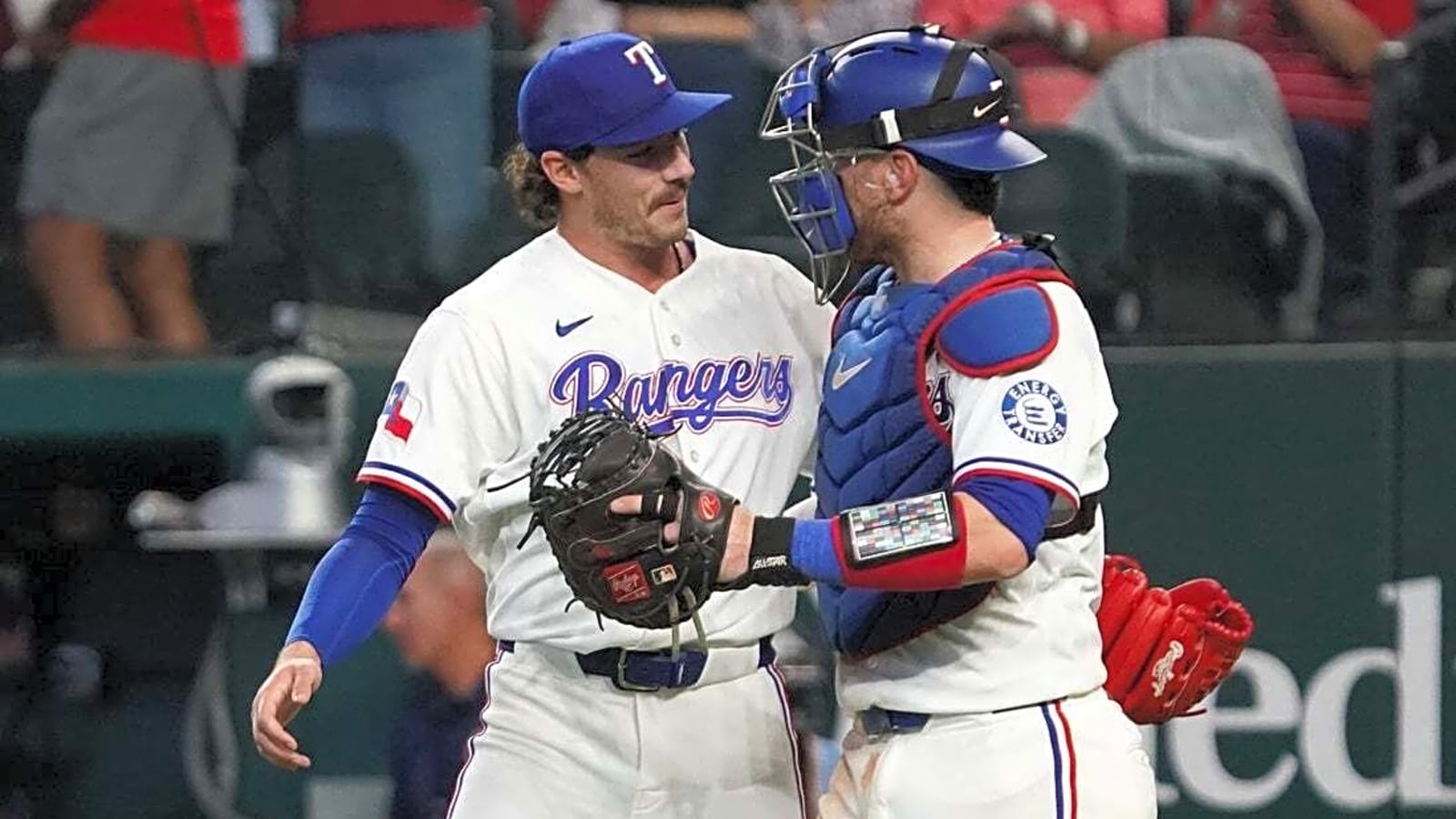Rangers ride 3-run inning to shutout win over Mariners