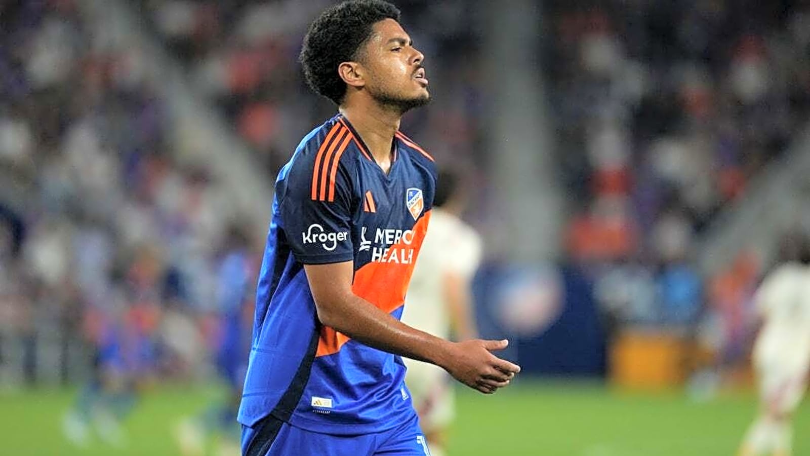 FC Cincinnati bid to pick up steam vs. surging Revolution