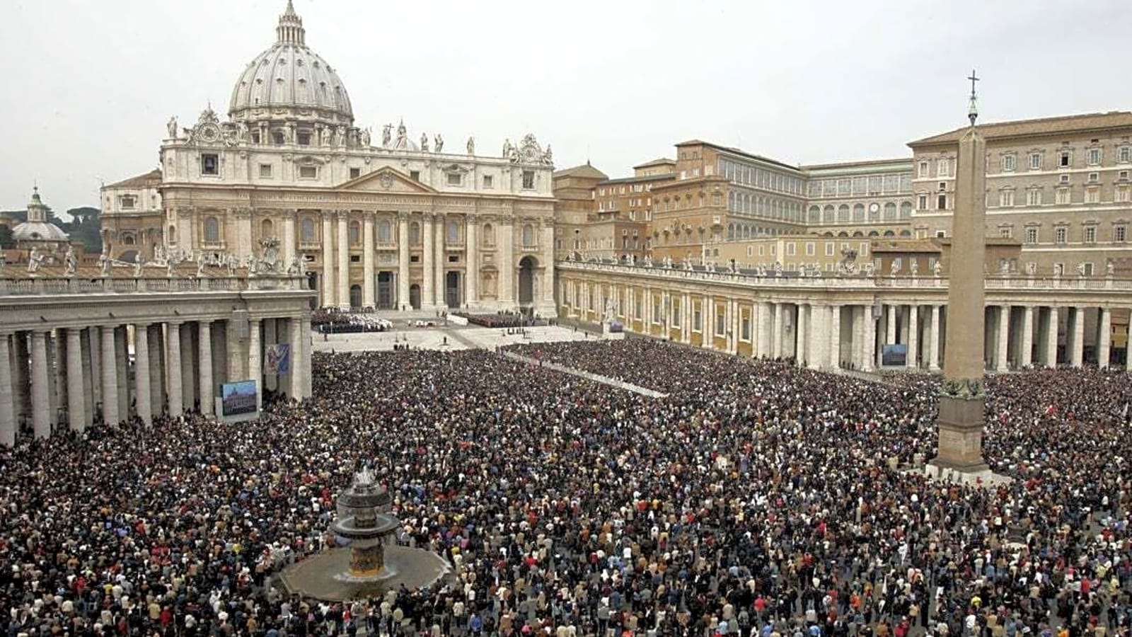 Notre Dame, Villanova to open basketball season in Rome